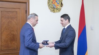 ՀՀ քննչական կոմիտեի մի շարք աշխատակիցներ պարգևատրվել են Քննչական կոմիտեի 10-ամյա հոբելյանի կապակցությամբ